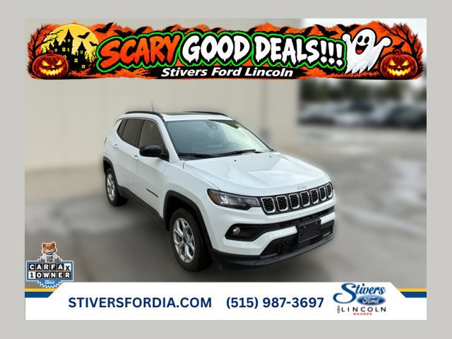 Used 2025 Jeep Compass Latitude w/ Sun & Sound Group AWD/4WD image 1