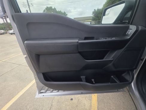 Used 2021 Ford F150 XL w/ STX Appearance Package RWD image 8
