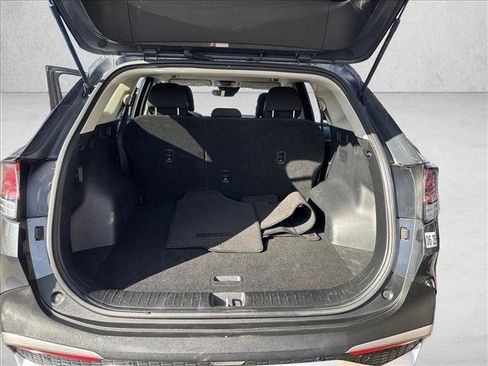 Used 2023 Kia Sportage LX image 18