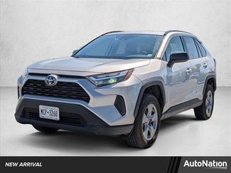 Used 2025 Toyota RAV4 LE video 1