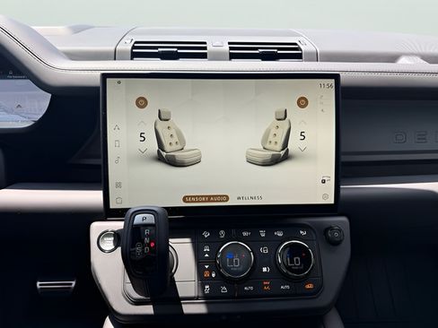 Certified 2026 Land Rover Defender 110 OCTA AWD/4WD image 61