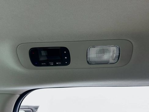 Used 2025 Honda Odyssey EX-L image 32