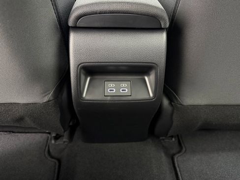 New 2026 Toyota Corolla SE image 32