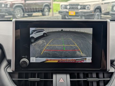 Used 2023 Toyota RAV4 SE w/ Weather & Moonroof Package AWD/4WD image 33
