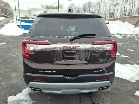 Used 2020 GMC Acadia SLT w/ Driver Alert Package II image 4