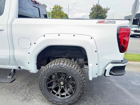 New 2025 GMC Sierra 1500 AT4 w/ Technology Package image 37