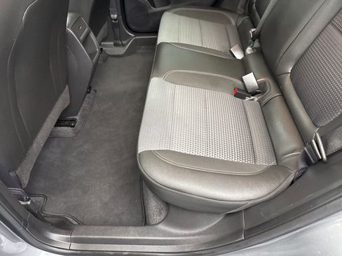 Used 2025 Chevrolet Trax LT w/ LT Convenience Package image 35