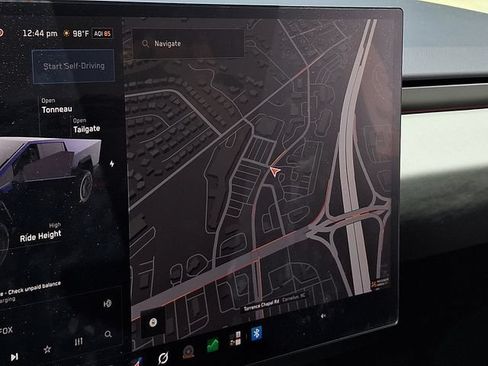 Used 2025 Tesla Cybertruck AWD Crew Cab image 17