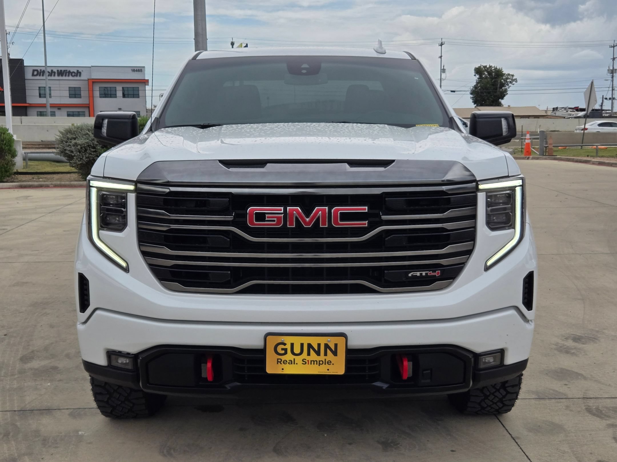 Certified 2022 GMC Sierra 1500 AT4 AWD/4WD image 2