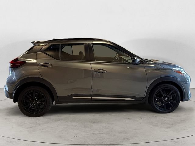 Used 2023 Nissan Kicks SR FWD image 6