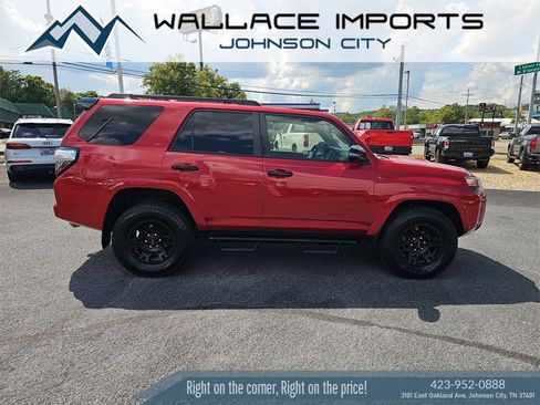 Used 2021 Toyota 4Runner Venture image 4