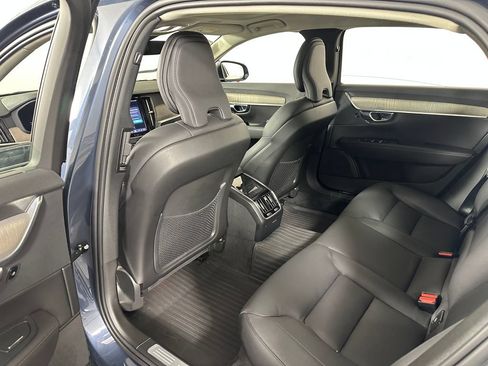 Used 2025 Volvo S90 B6 Plus w/ Protection Package Premier AWD/4WD image 21