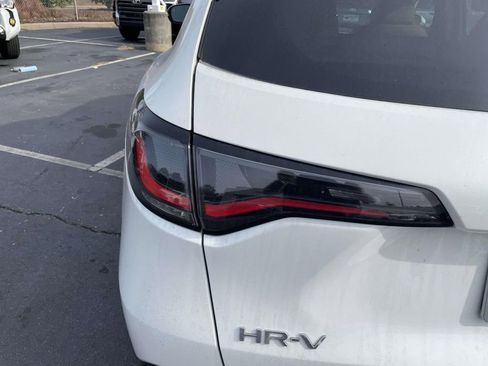 Used 2023 Honda HR-V EX-L image 20