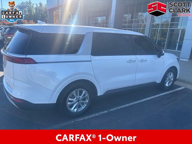 Used 2022 Kia Carnival LX FWD image 5