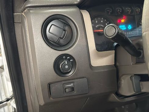 Used 2010 Ford F150 XLT AWD/4WD image 14
