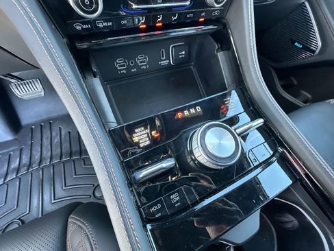 Used 2024 Jeep Grand Cherokee L Summit image 16