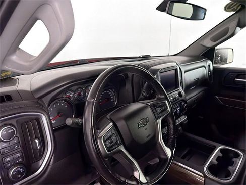 Used 2020 Chevrolet Silverado 1500 LT Trail Boss image 9