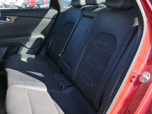 Used 2024 Kia Forte GT-Line w/ GT-Line Premium Package image 14