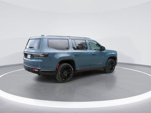 New 2026 Jeep Grand Wagoneer Limited AWD/4WD image 8