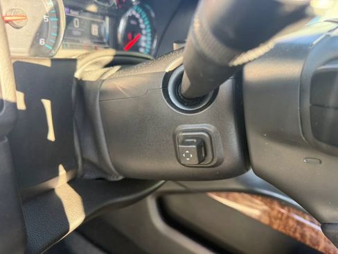 Used 2017 Chevrolet Suburban Premier AWD/4WD image 20