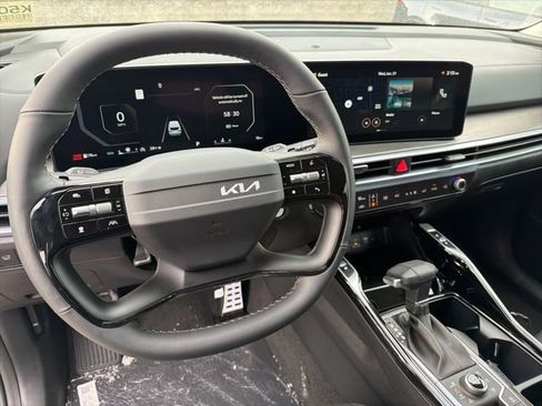 New 2026 Kia Sorento SX AWD/4WD image 12