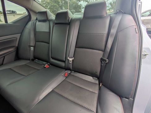 Used 2023 Nissan Altima 2.5 SR FWD image 7
