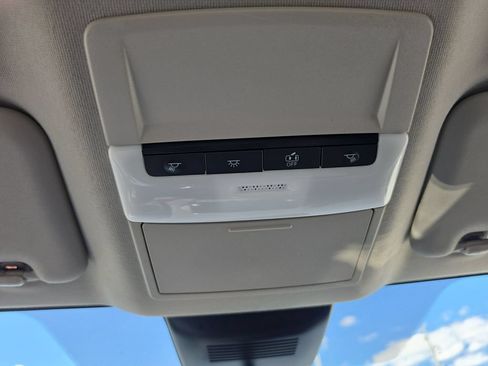 Used 2025 Nissan Sentra SR FWD image 27