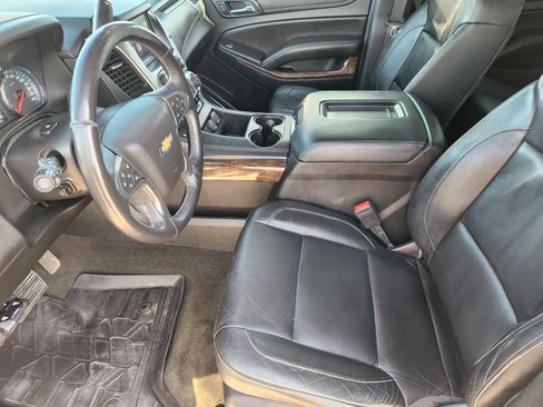 Used 2018 Chevrolet Suburban LT AWD/4WD image 14