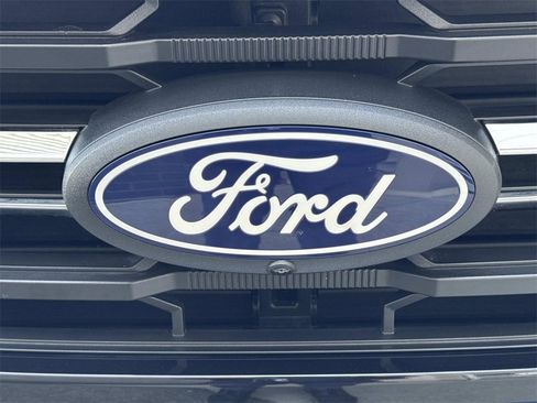 Used 2025 Ford F150 XLT w/ Equipment Group 302A MID image 11