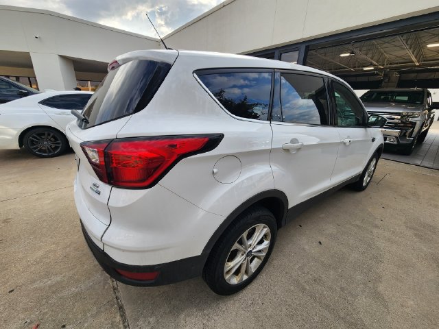 Used 2019 Ford Escape SE AWD/4WD image 4