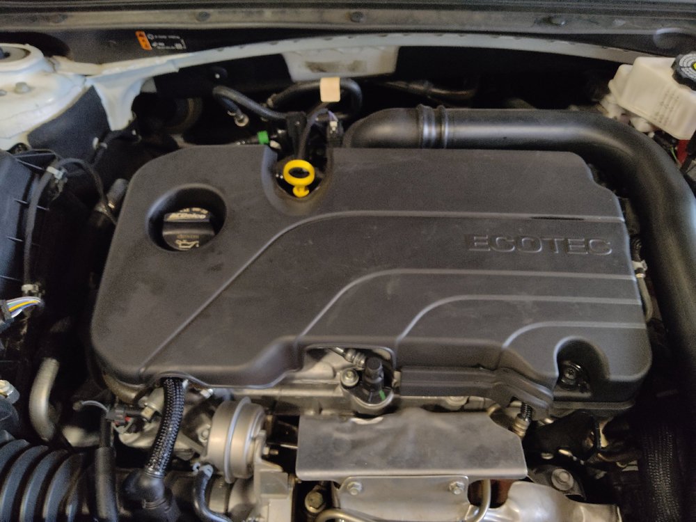 Used 2025 Chevrolet Malibu LT FWD image 30