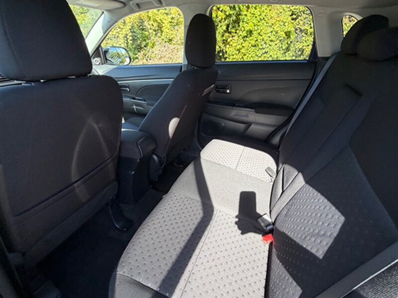 Used 2012 Mitsubishi Outlander Sport SE FWD image 20