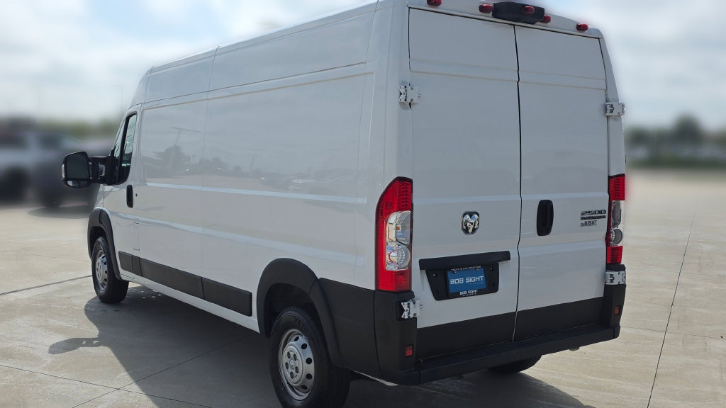 Used 2023 RAM ProMaster 2500 FWD image 3