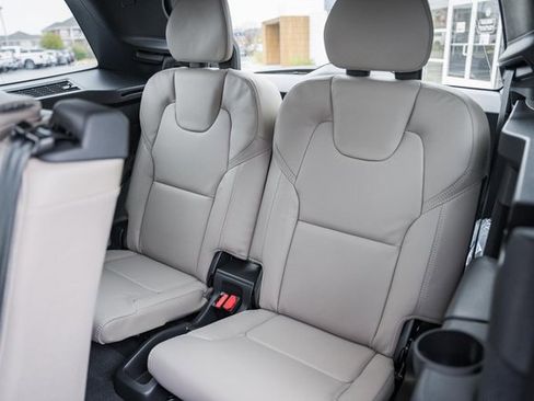 New 2026 Volvo XC90 B6 Ultra w/ Lounge Package image 33