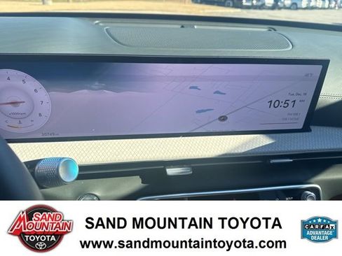 Used 2025 Genesis GV80 2.5T Advanced image 24