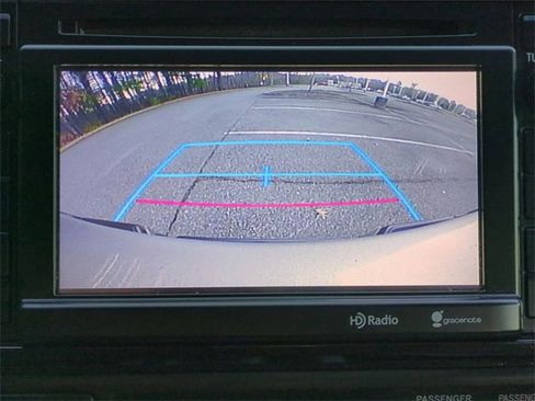 Used 2015 Toyota Tacoma PreRunner image 20