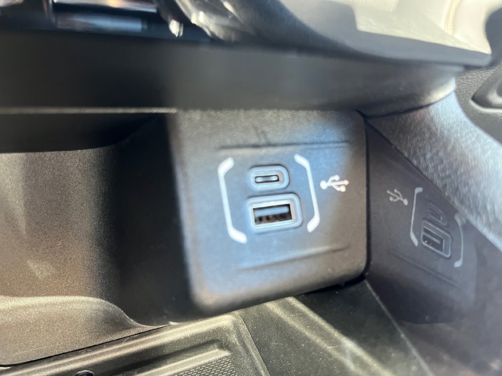 Used 2022 Jeep Compass Latitude AWD/4WD image 22