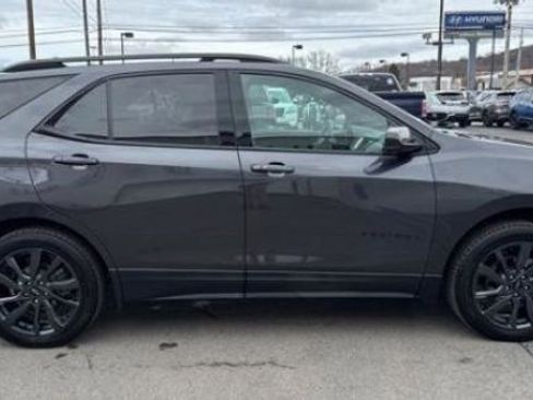 Used 2023 Chevrolet Equinox RS w/ LPO, Floor Liner Package image 12