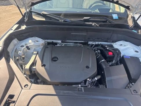 Used 2023 Volvo XC90 B6 Ultimate w/ Protection Package Premier AWD/4WD image 39