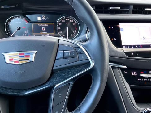 Used 2023 Cadillac XT5 Premium Luxury AWD/4WD image 26