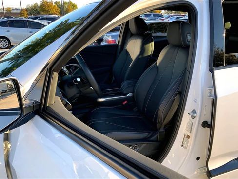 Certified 2025 Acura RDX SH-AWD image 7