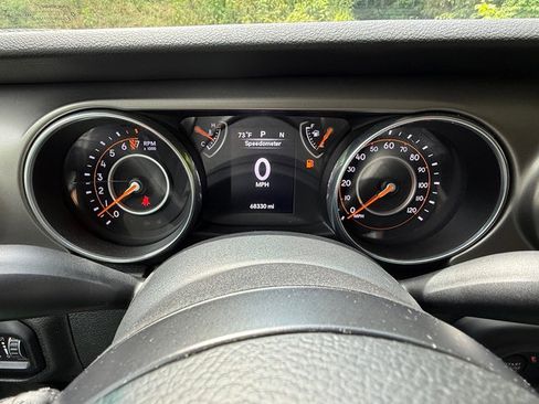 Used 2018 Jeep Wrangler Unlimited Sport S AWD/4WD image 19