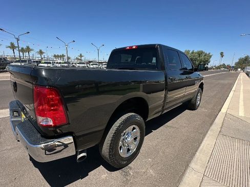 Used 2018 RAM 2500 Tradesman w/ Chrome Appearance Group AWD/4WD image 5