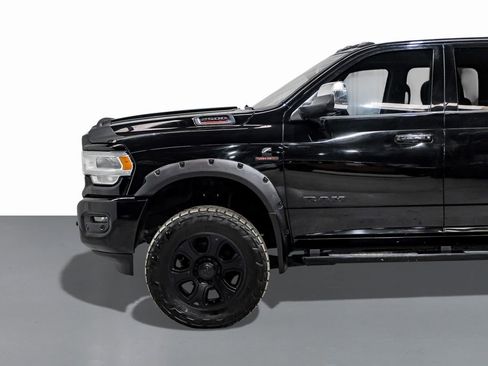 Used 2019 RAM 2500 Laramie image 10