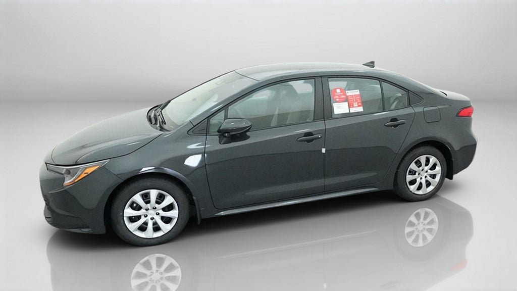 New 2027 Toyota Corolla LE FWD image 2