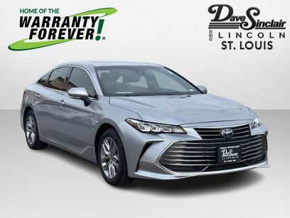 Used 2020 Toyota Avalon XLE w/ Moonroof Package