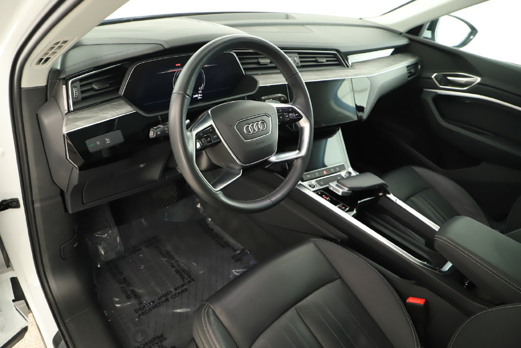 Certified 2024 Audi Q8 e-tron Premium AWD/4WD image 15