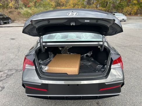 New 2026 Hyundai Elantra SEL Sport image 12