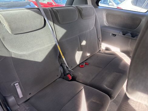 Used 2010 Toyota Sienna LE image 16
