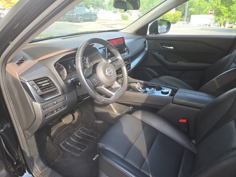 Used 2023 Nissan Rogue SV w/ SV Premium B Package AWD/4WD image 15
